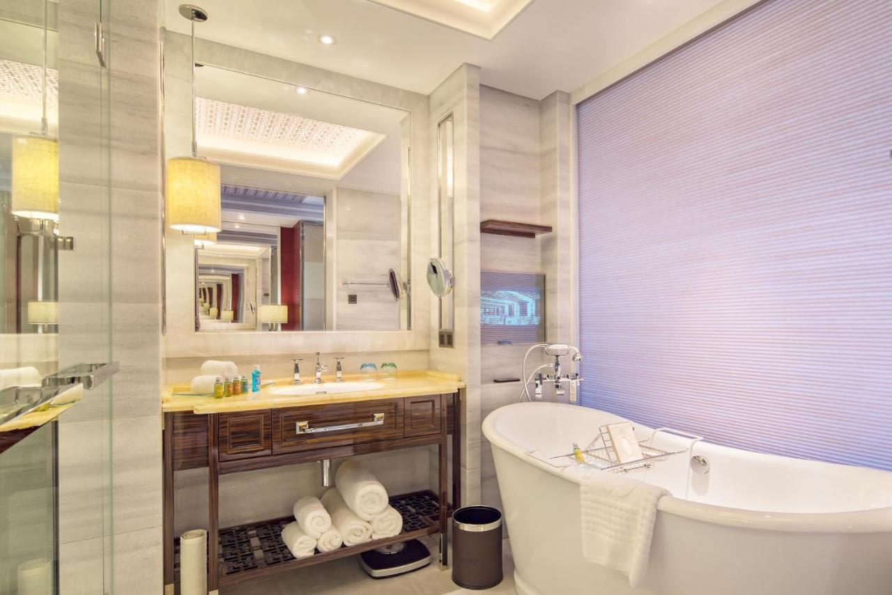 Grand Bay Hotel Beijing Jinpoluo Eksteriør billede
