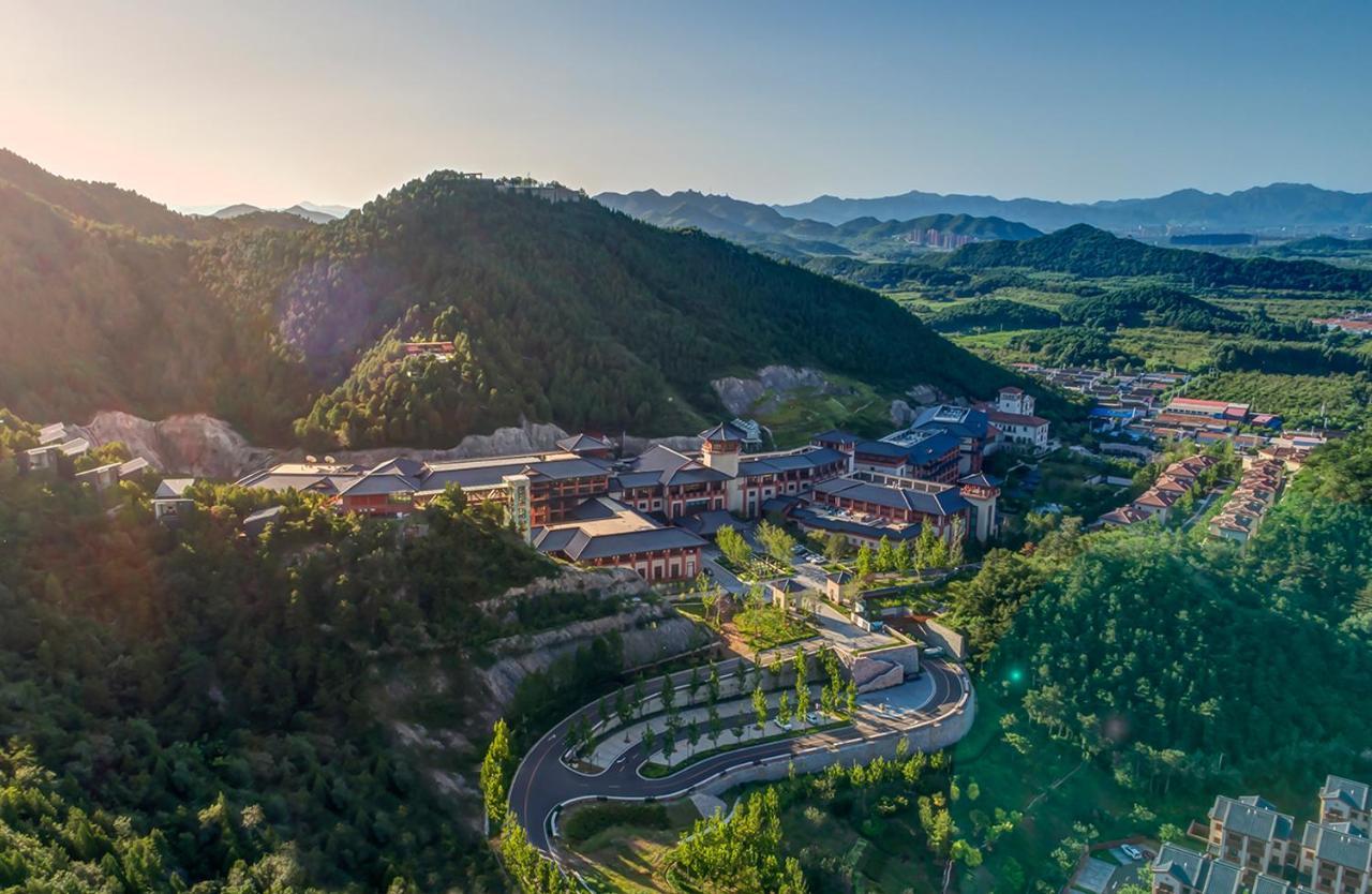Grand Bay Hotel Beijing Jinpoluo Eksteriør billede
